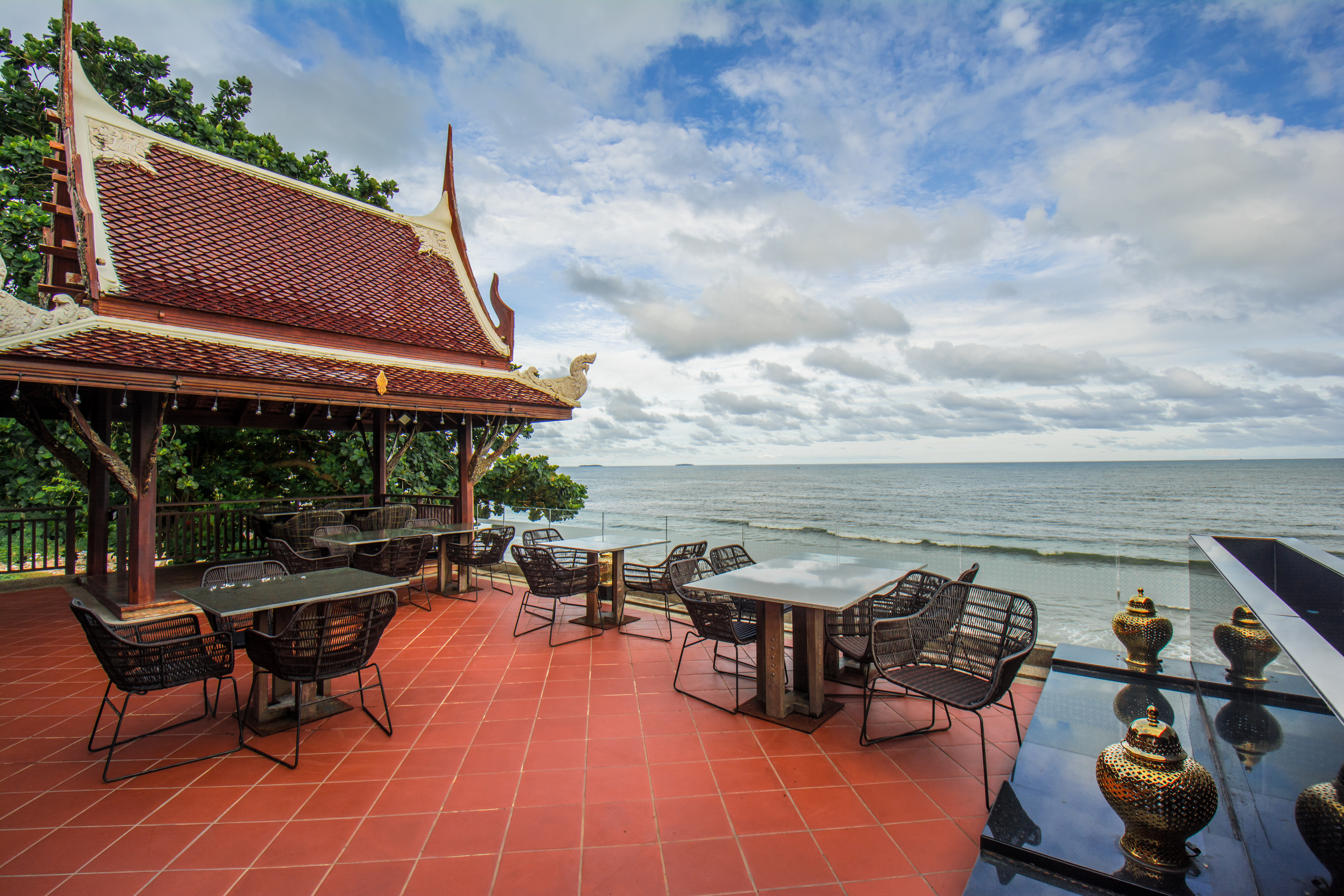 KAVI oceanfront restaurant